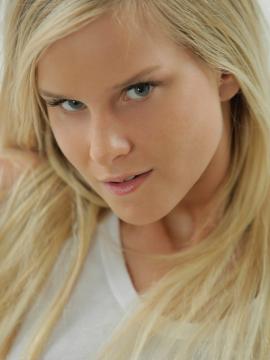 Baise une femme фото